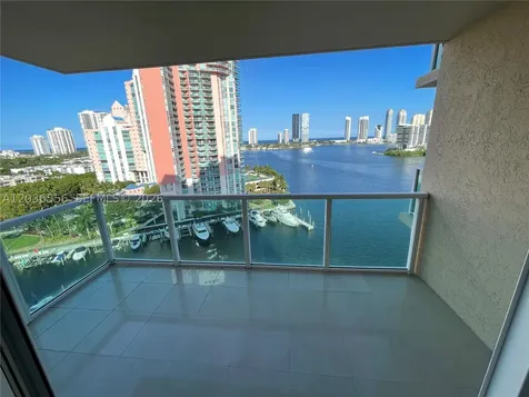 3330 NE 190th Street Aventura FL 33180