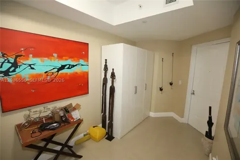 3330 NE 190th Street Aventura FL 33180
