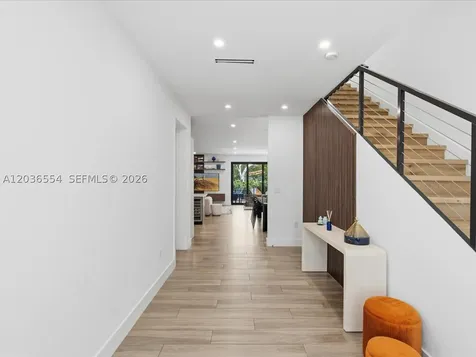 3266 SW 25th Terrace Miami FL 33133