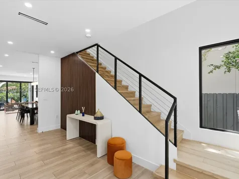 3266 SW 25th Terrace Miami FL 33133