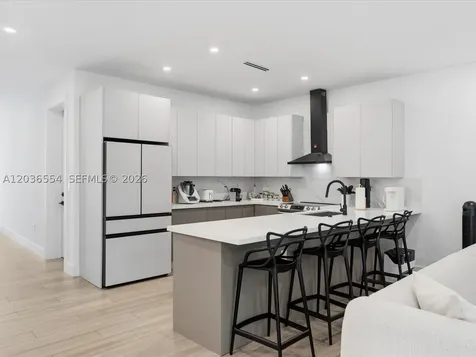 3266 SW 25th Terrace Miami FL 33133
