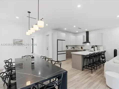 3266 SW 25th Terrace Miami FL 33133