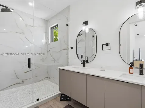 3266 SW 25th Terrace Miami FL 33133