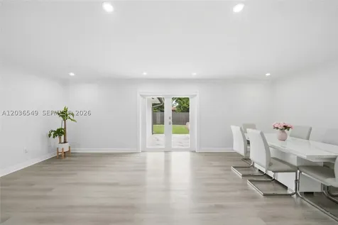 881 NW 133rd Avenue Miami FL 33182