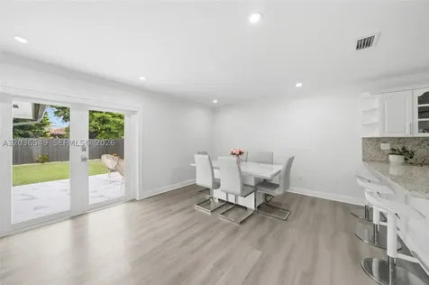 881 NW 133rd Avenue Miami FL 33182