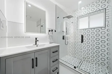 881 NW 133rd Avenue Miami FL 33182