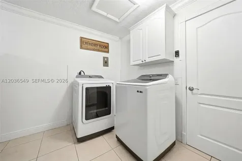881 NW 133rd Avenue Miami FL 33182