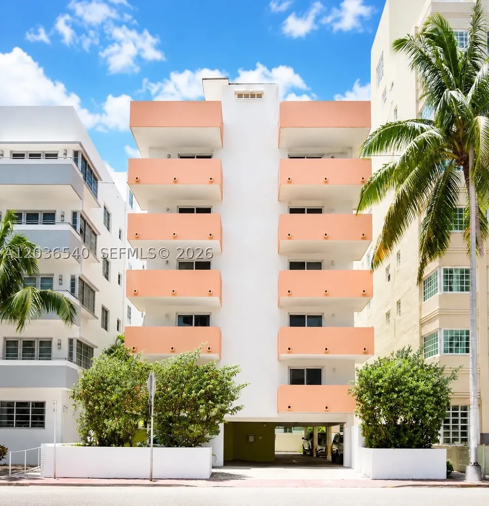 4122 Collins Avenue Miami Beach FL 33140