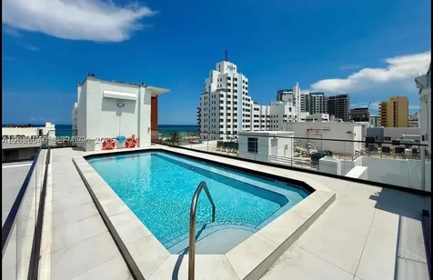 4122 Collins Avenue Miami Beach FL 33140