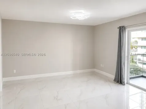 4122 Collins Avenue Miami Beach FL 33140