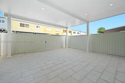 6832 W 2nd Court Hialeah FL 33014