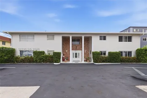 1040 Crystal Lake Drive Deerfield Beach FL 33064