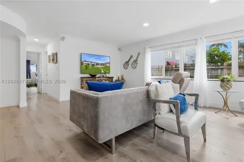 1040 Crystal Lake Drive Deerfield Beach FL 33064