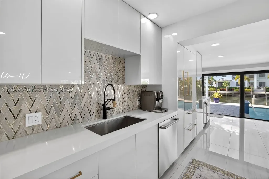 2611 NE 36th Street Lighthouse Point FL 33064