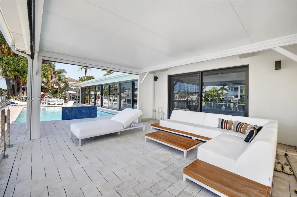 2611 NE 36th Street Lighthouse Point FL 33064