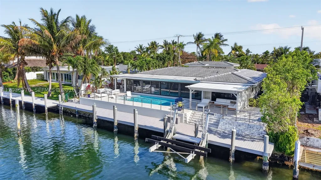 2611 NE 36th Street Lighthouse Point FL 33064