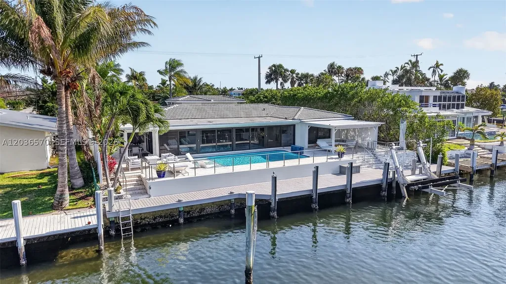 2611 NE 36th Street Lighthouse Point FL 33064