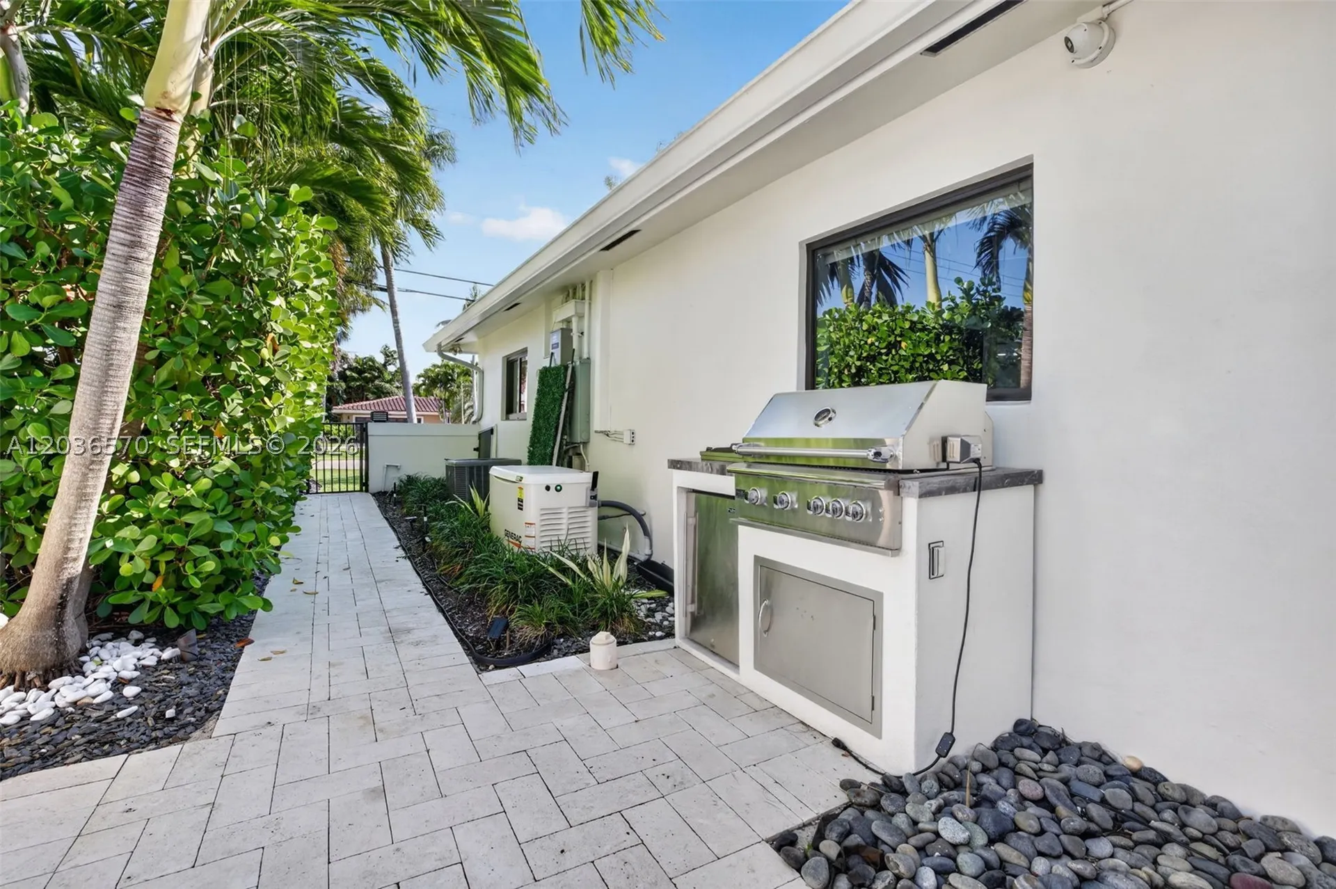 2611 NE 36th Street Lighthouse Point FL 33064