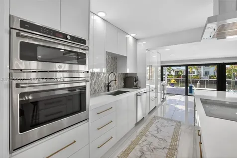 2611 NE 36th Street Lighthouse Point FL 33064