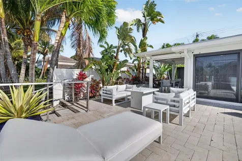 2611 NE 36th Street Lighthouse Point FL 33064