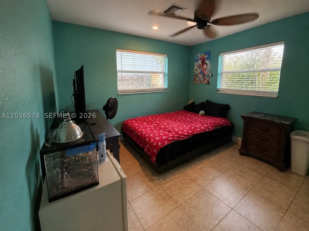 3327 Taft Street Hollywood FL 33021