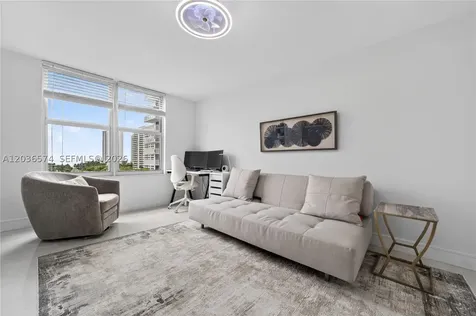 231 174th Street Sunny Isles Beach FL 33160