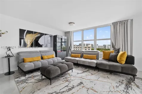 231 174th Street Sunny Isles Beach FL 33160