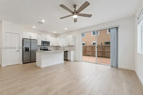 2448 SE 10th Court Homestead FL 33035