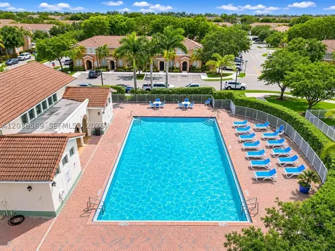 2448 SE 10th Court Homestead FL 33035
