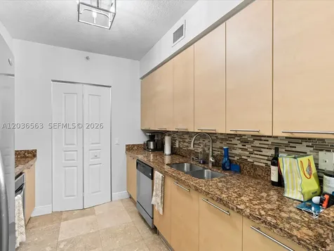 350 SE 2nd Street Fort Lauderdale FL 33301