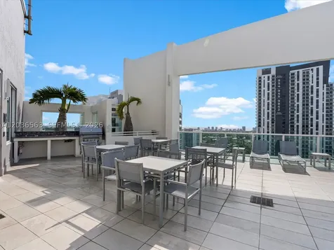 350 SE 2nd Street Fort Lauderdale FL 33301