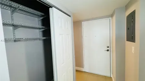 19390 Collins Avenue Sunny Isles Beach FL 33160