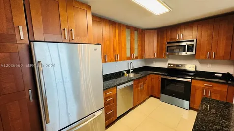 19390 Collins Avenue Sunny Isles Beach FL 33160