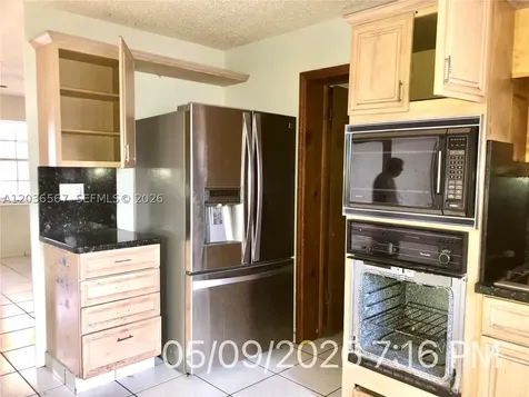 447 E 32nd Street Hialeah FL 33013