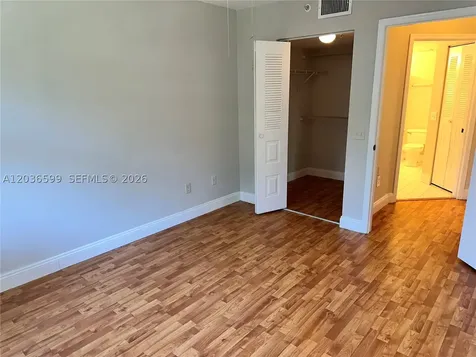 460 S Park Road Hollywood FL 33021