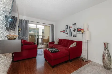 201 S 178th Drive Sunny Isles Beach FL 33160