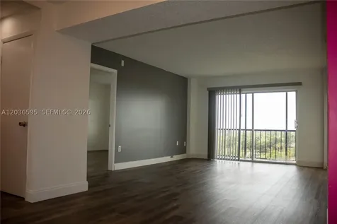 4164 Inverrary Drive Lauderhill FL 33319