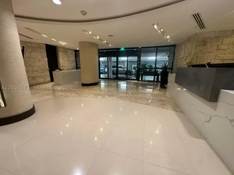 2555 Collins Avenue Miami Beach FL 33140