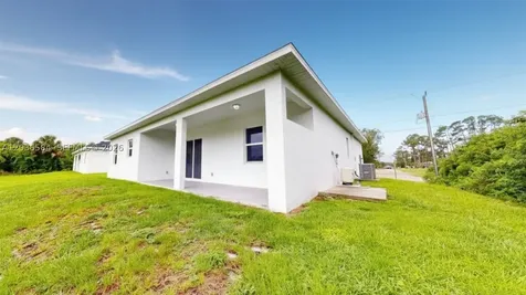 6050 Stratton Road Fort Myers FL 33905