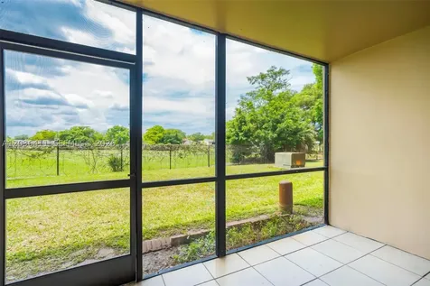 7900 Fairview Drive Tamarac FL 33321