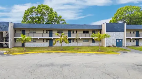 7900 Fairview Drive Tamarac FL 33321