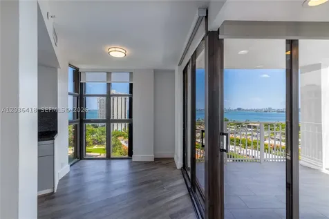 1000 Quayside Terrace Miami FL 33138