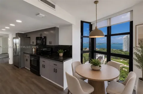 1000 Quayside Terrace Miami FL 33138