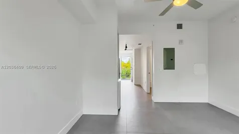 1536 NW 15th Avenue Miami FL 33125