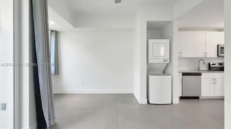 1536 NW 15th Avenue Miami FL 33125