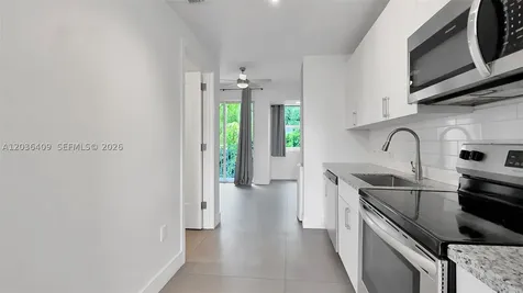 1536 NW 15th Avenue Miami FL 33125