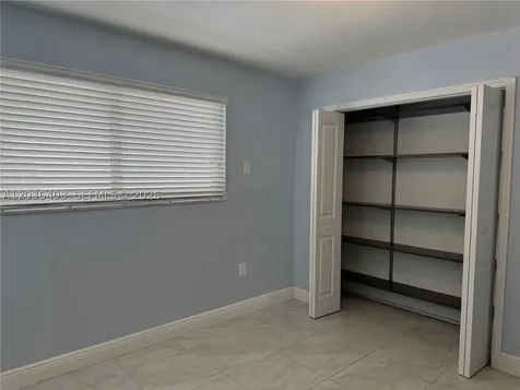 3528 SW 25th Terrace Miami FL 33133