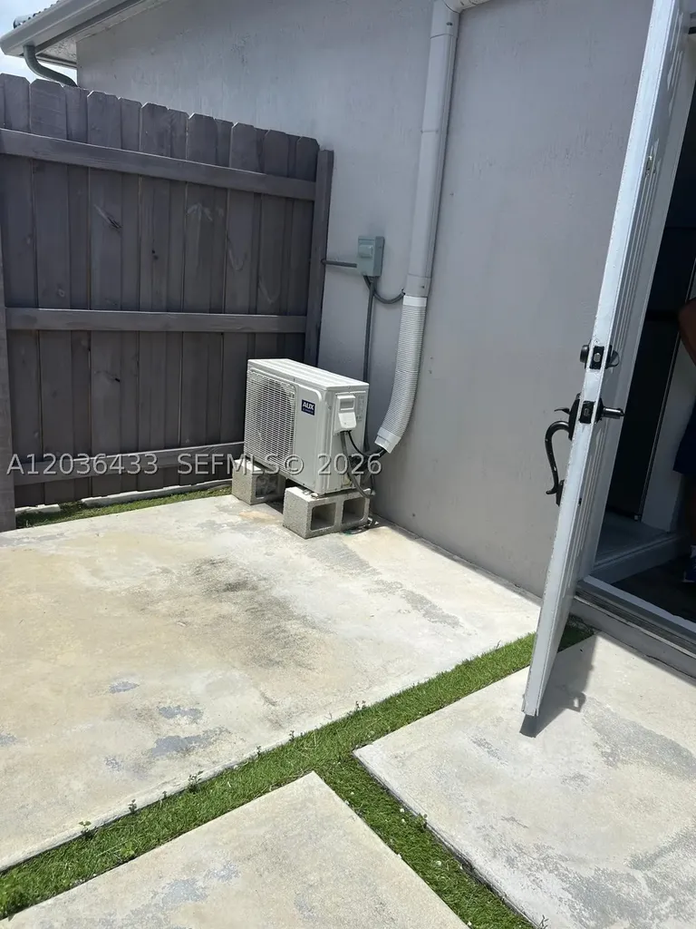 16271 SW 92nd Terrace Miami FL 33196