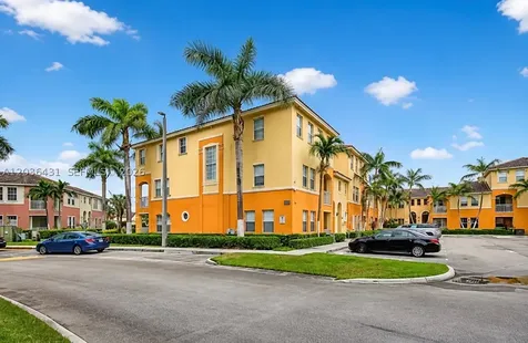 10012 NW 7th Street Miami FL 33172