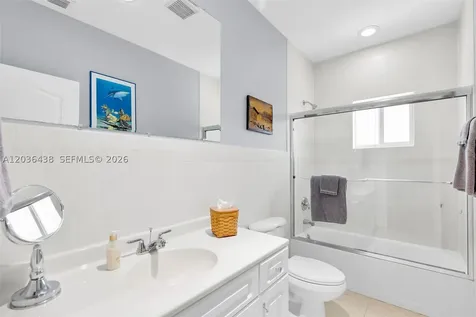 54 Tarpon Avenue Key Largo FL 33037